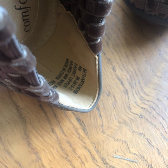 Comfortview Bethany brown Shoe - Picture 5 of 9